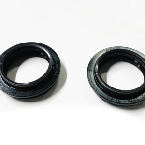 Etuhaarukan Stefat Ø30x39/43x11,6mm, Gilera Runner/Piaggio NRG