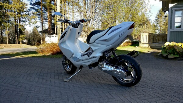 TNT polvikate, valkoinen, Yamaha Aerox <-12 - Kuva 2