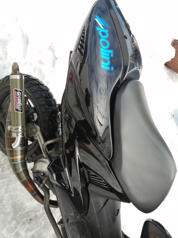 TNT takakate (oikea), musta, Yamaha Aerox <-12 - Kuva 2