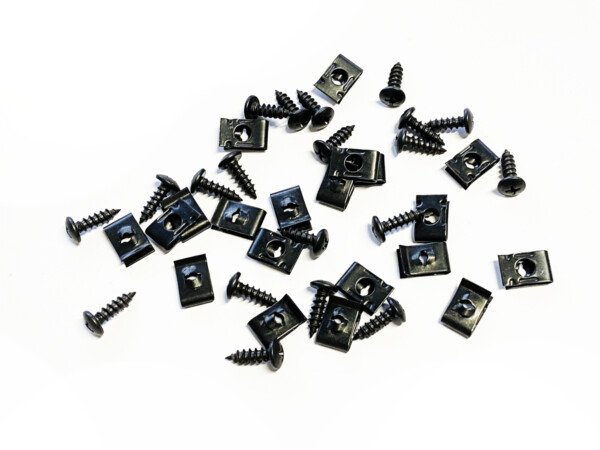 Kateruuvisarja 20kpl + 20kpl vastakappale M5x15mm