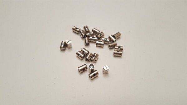 Vaijeriruuvinippa Ø5x7mm