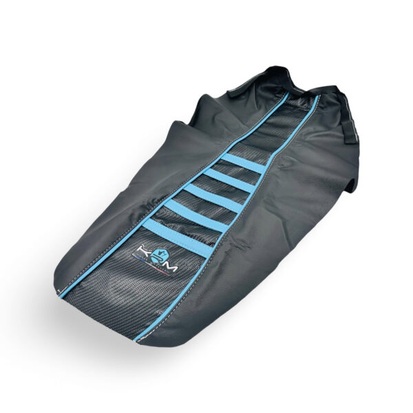KRM penkinpäällinen musta/vaaleansininen, Derbi Senda DRD X-Treme 11-17