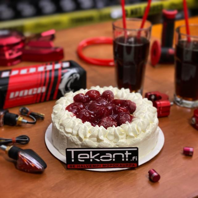 Tekant 5v juhlakakku